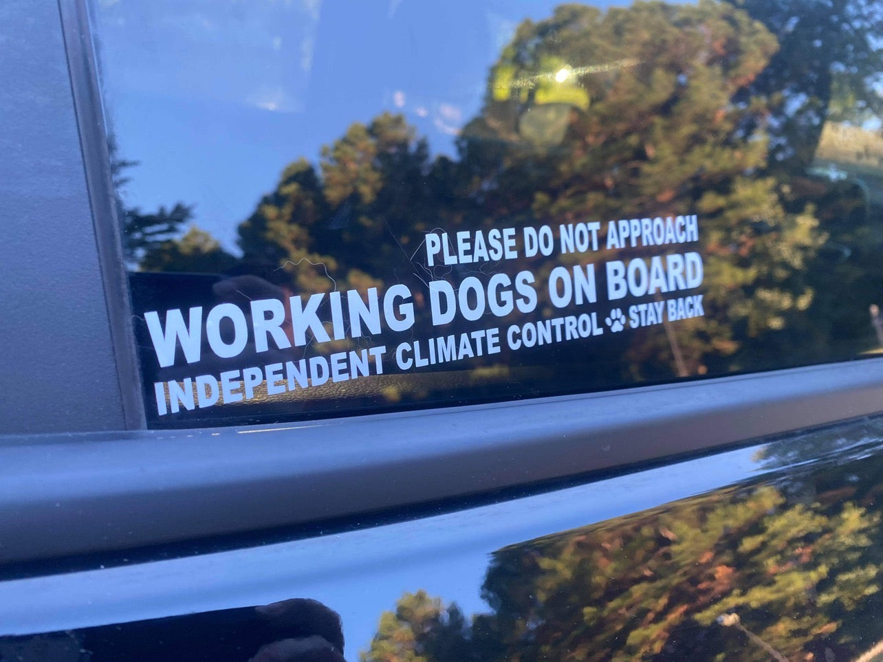 "Working dogs on board" Decal